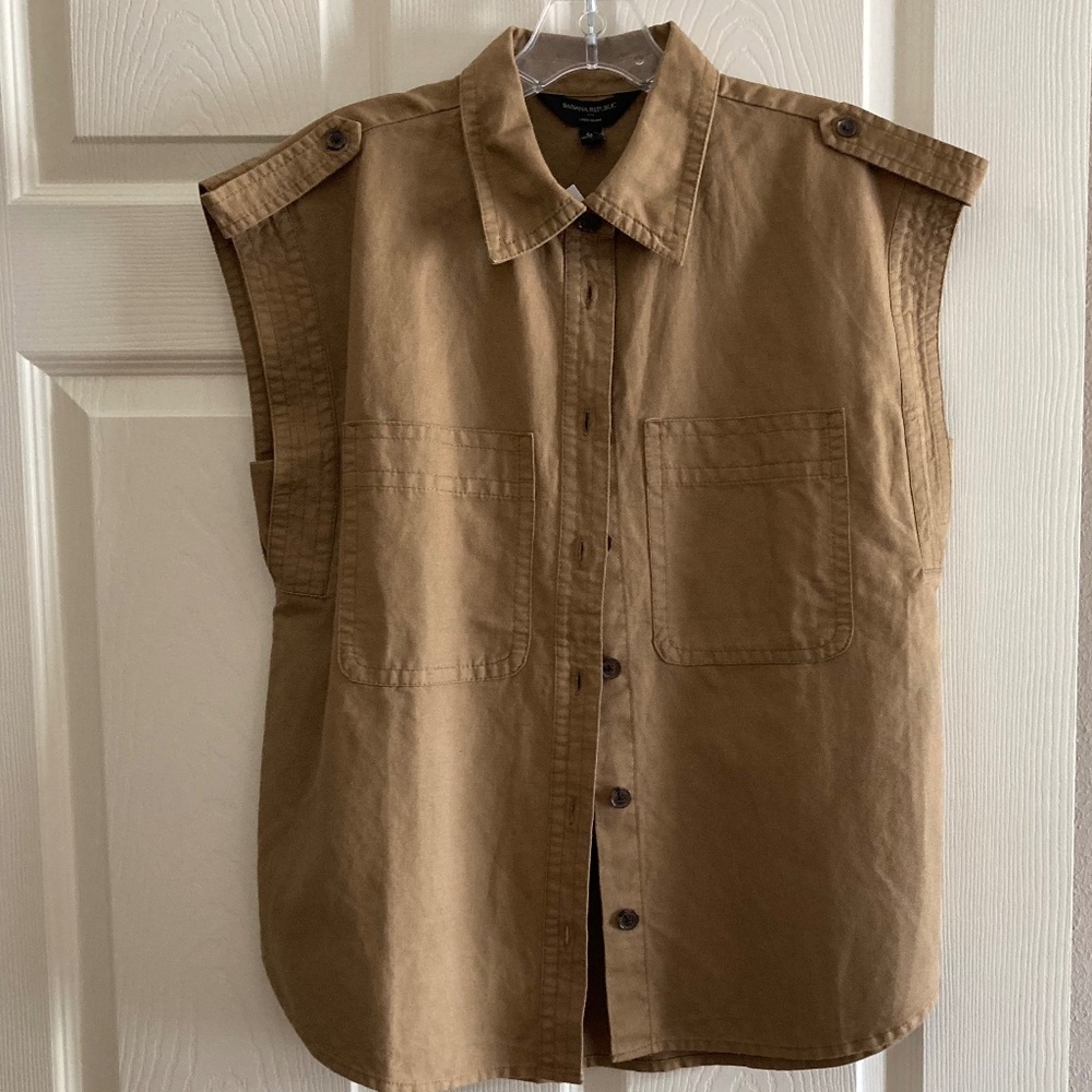 NWT Banana Republic Sleeveless Tan Cotton Blouse Sz M